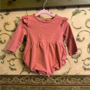 Ruffle Butts balloon romper with ruffles!